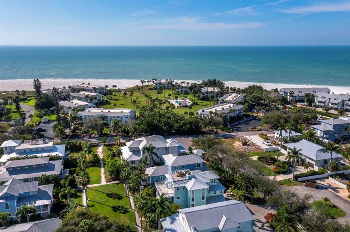 Image No.55-4 Bed Property for sale