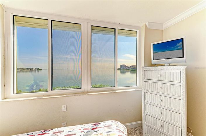 Image No.25-3 Bed Property for sale