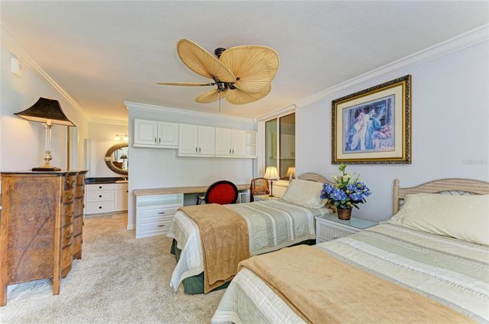 Image No.29-3 Bed Property for sale