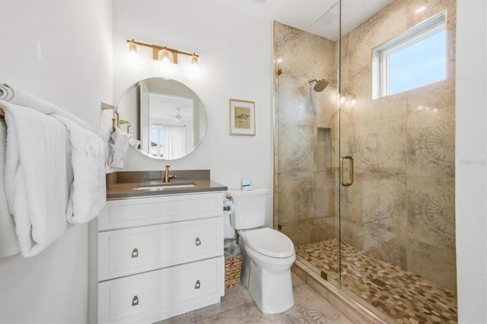 Image No.23-7 Bed Property for sale