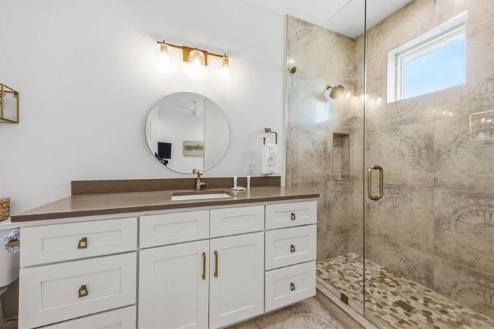 Image No.29-7 Bed Property for sale