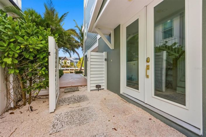 Image No.35-7 Bed Property for sale