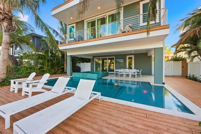 Image No.39-7 Bed Property for sale