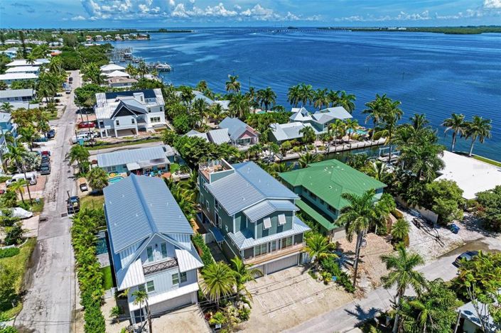 Image No.58-7 Bed Property for sale