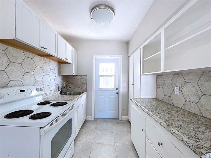 Image No.14-4 Bed Property for sale