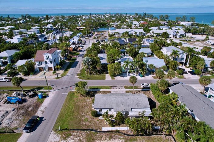 Image No.47-4 Bed Property for sale