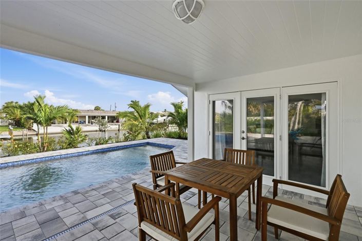 Image No.22-2 Bed Property for sale