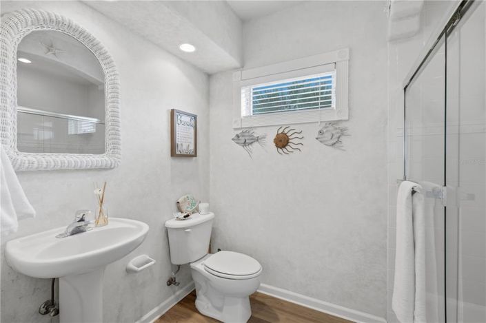 Image No.17-2 Bed Property for sale