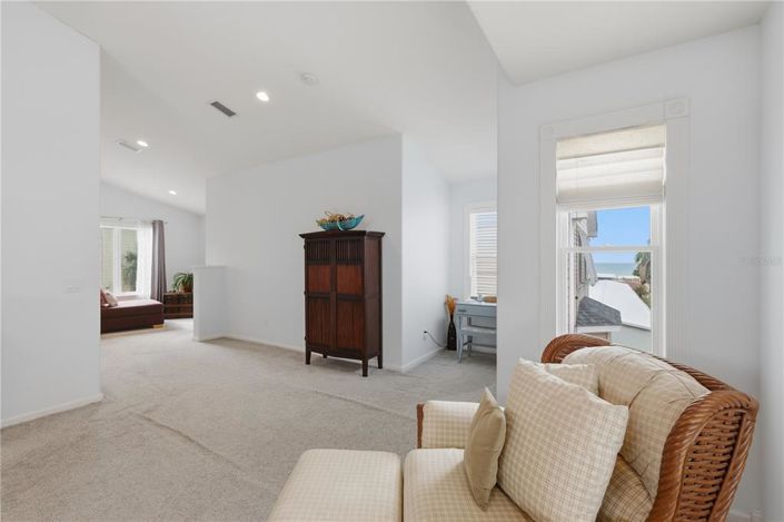 Image No.25-2 Bed Property for sale