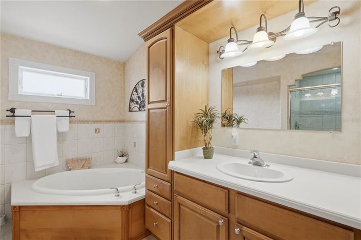 Image No.27-2 Bed Property for sale