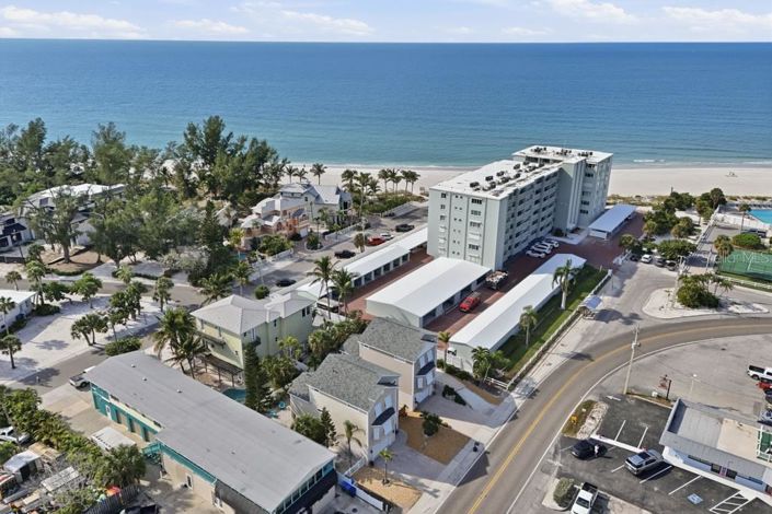 Image No.41-2 Bed Property for sale