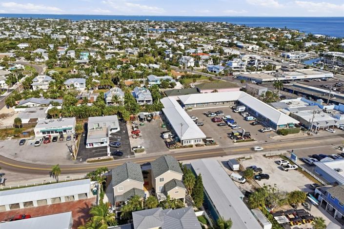 Image No.44-2 Bed Property for sale