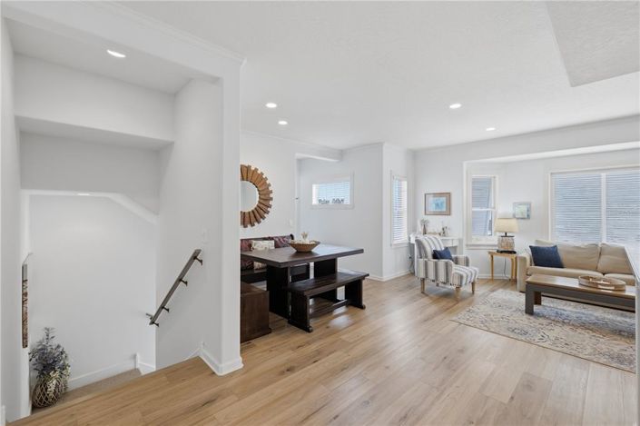 Image No.5-2 Bed Property for sale