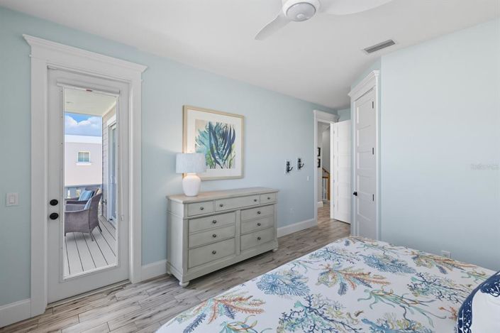 Image No.27-7 Bed Property for sale