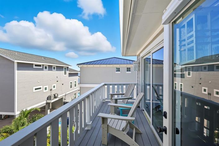 Image No.37-7 Bed Property for sale