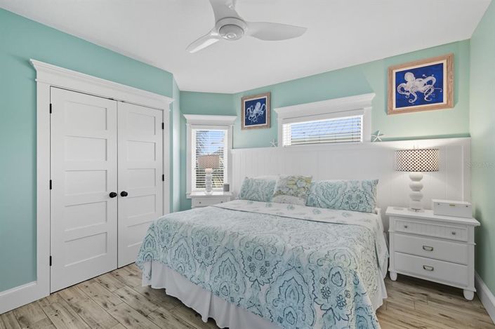 Image No.40-7 Bed Property for sale