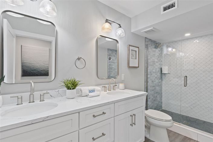 Image No.25-5 Bed Property for sale