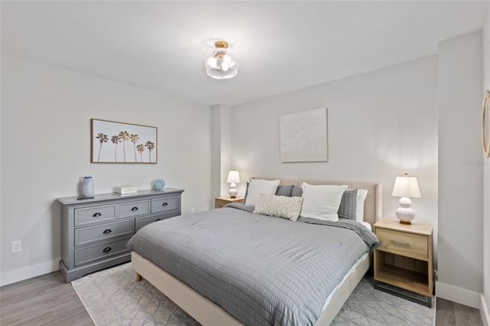 Image No.27-5 Bed Property for sale