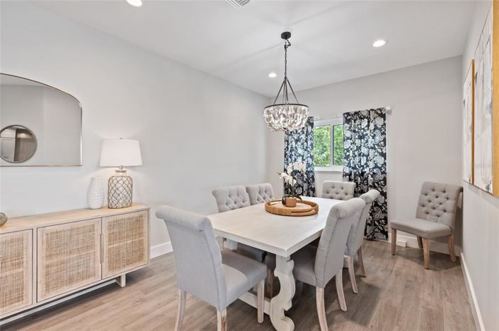 Image No.37-5 Bed Property for sale