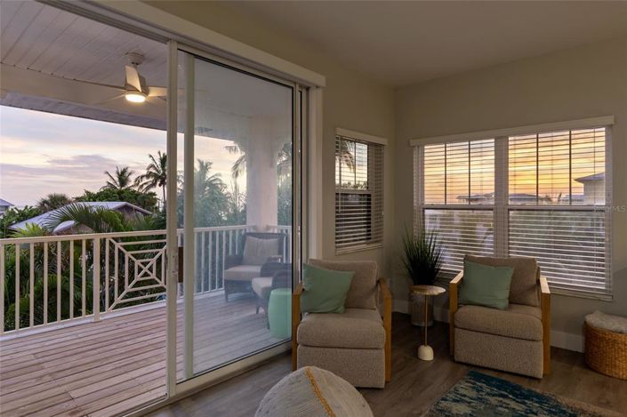 Image No.45-5 Bed Property for sale