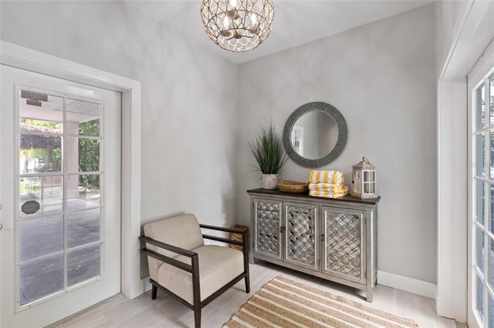 Image No.5-5 Bed Property for sale