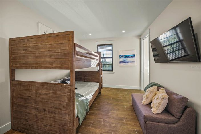 Image No.23-5 Bed Property for sale