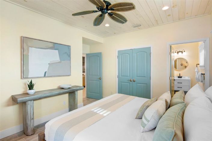 Image No.25-2 Bed Property for sale