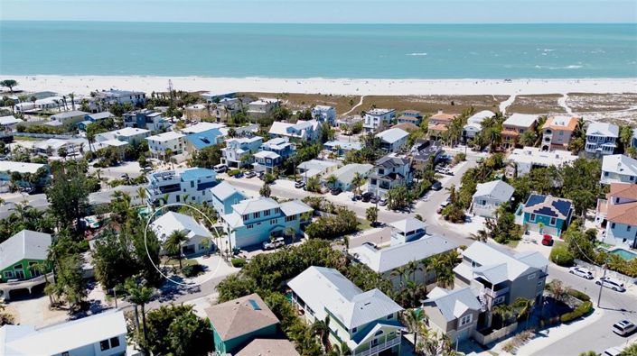 Image No.28-2 Bed Property for sale