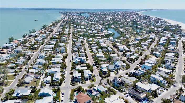 Image No.32-2 Bed Property for sale