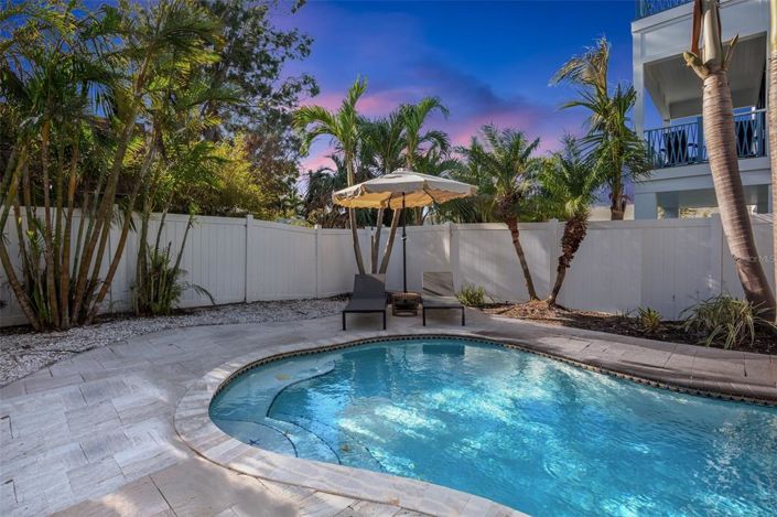 Image No.5-2 Bed Property for sale