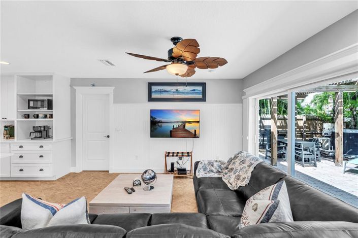 Image No.8-Propriété de 3 chambres à vendre à Holmes Beach