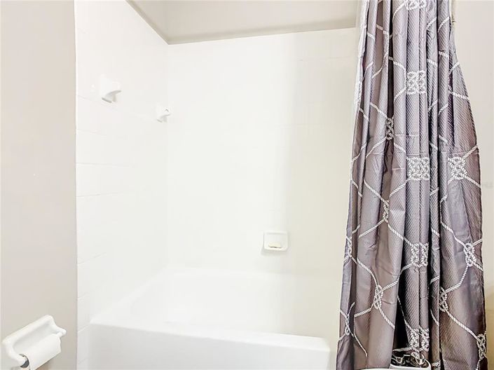 Image No.16-4 Bed Property for sale