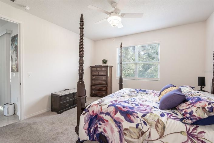 Image No.17-3 Bed Property for sale