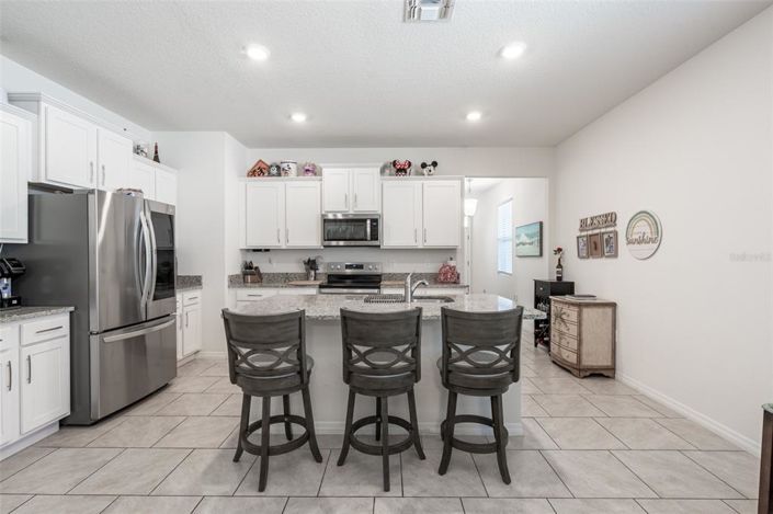 Image No.7-3 Bed Property for sale