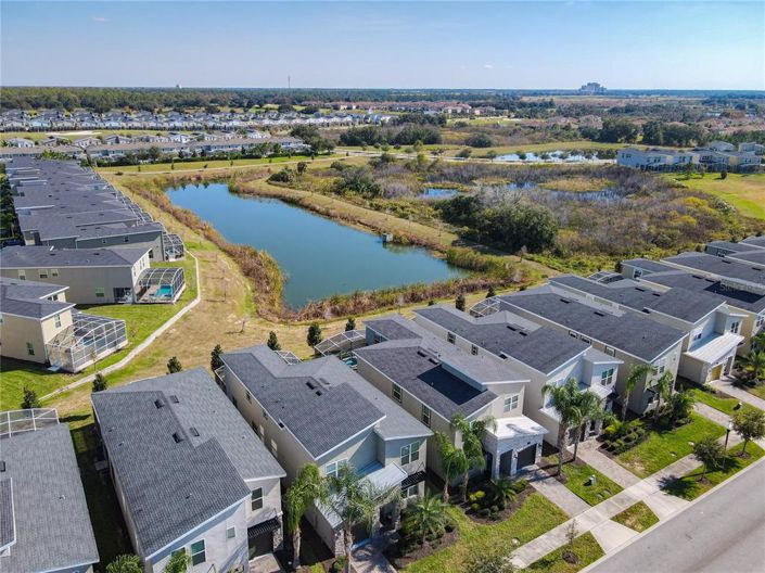 Image No.2-5 Bed Property for sale