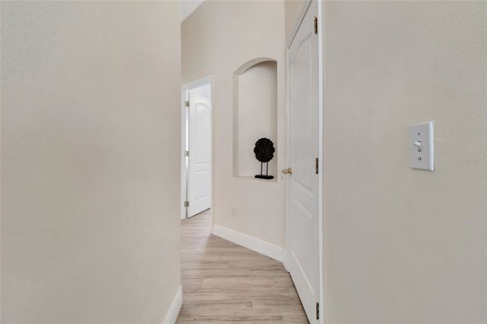 Image No.17-4 Bed Property for sale