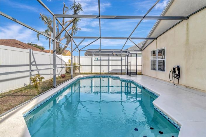 Image No.30-4 Bed Property for sale