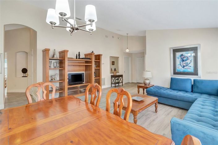 Image No.9-4 Bed Property for sale