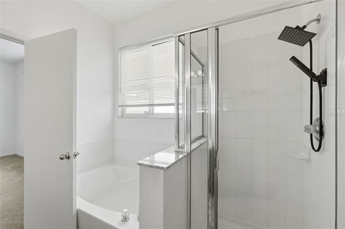 Image No.27-3 Bed Property for sale