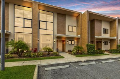 4 Bed Townhouse for sale