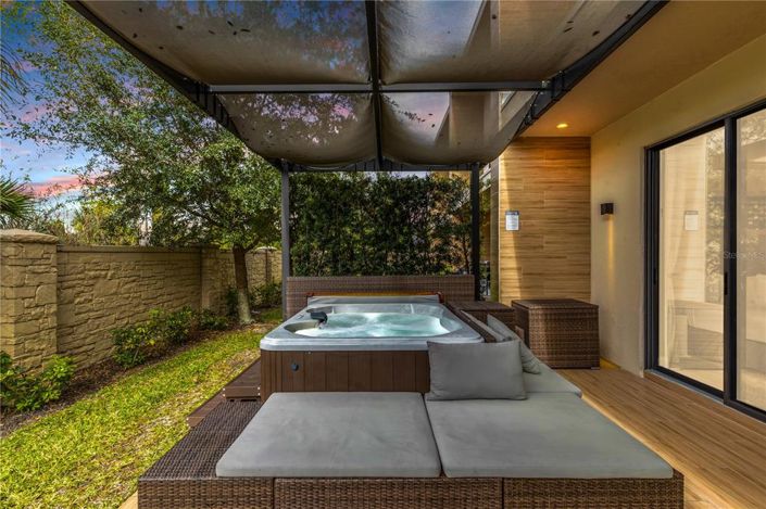 Image No.3-4 Bed Townhouse for sale