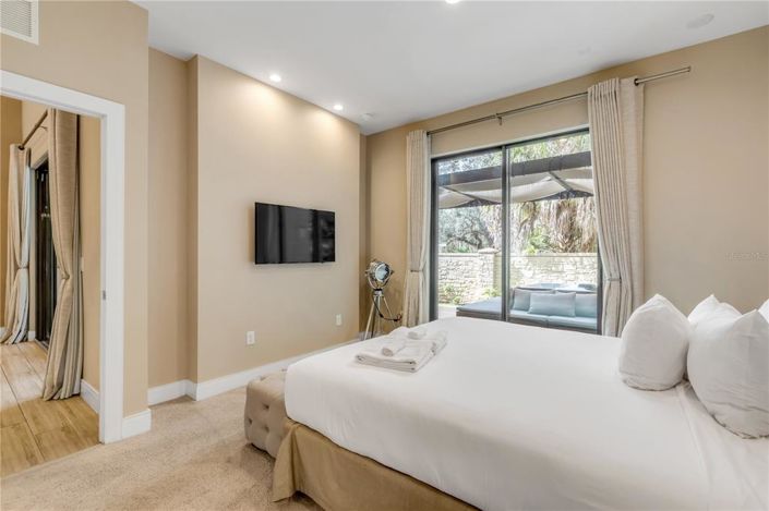 Image No.34-4 Bed Townhouse for sale