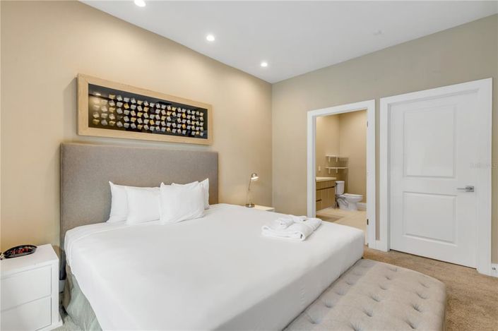 Image No.35-4 Bed Townhouse for sale