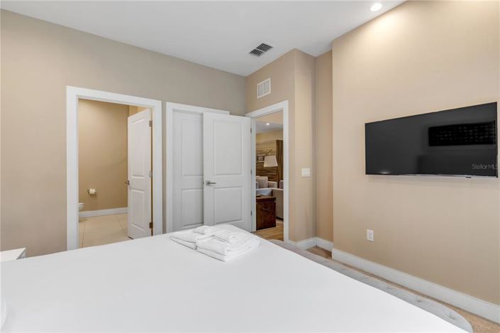 Image No.36-4 Bed Townhouse for sale