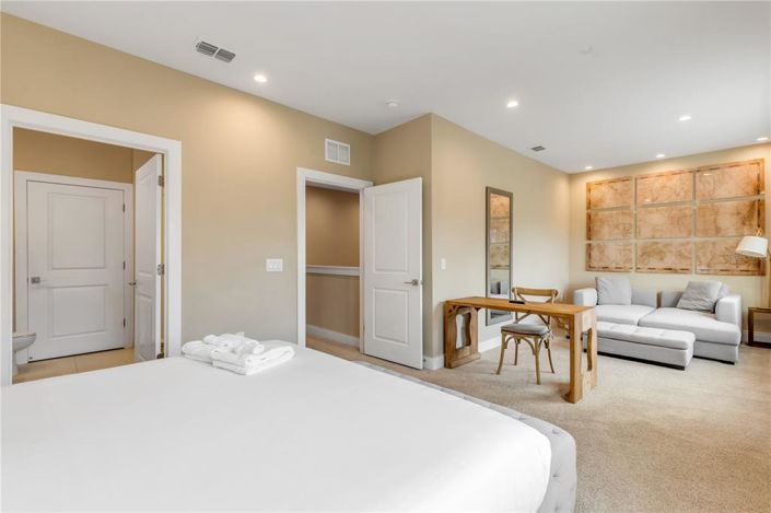 Image No.45-4 Bed Townhouse for sale