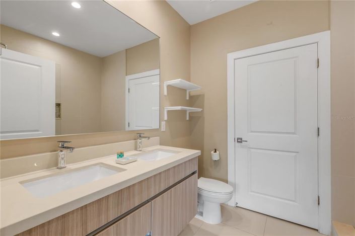 Image No.52-4 Bed Townhouse for sale