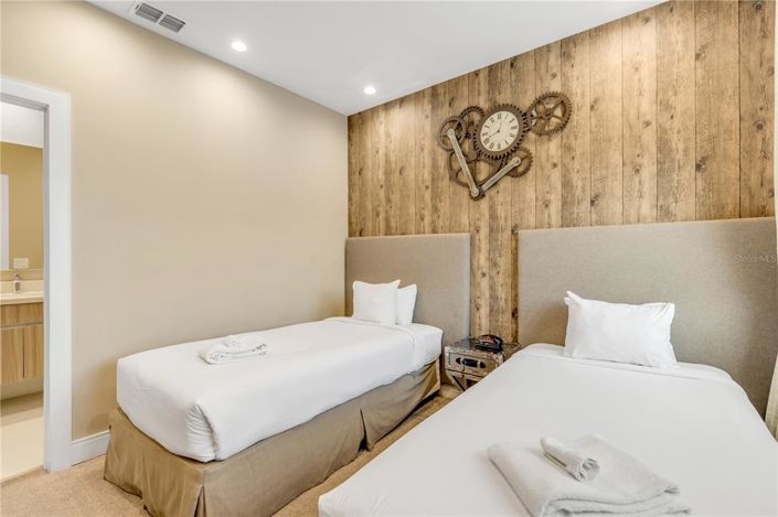 Image No.57-4 Bed Townhouse for sale