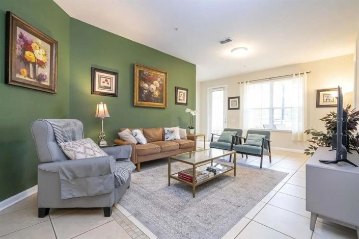 Image No.7-3 Bed Property for sale