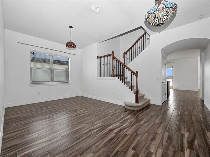 Image No.13-5 Bed Property for sale