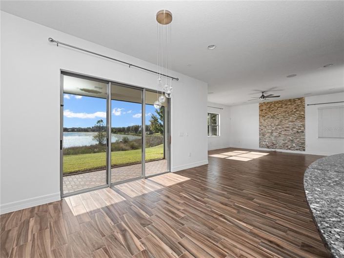 Image No.15-5 Bed Property for sale